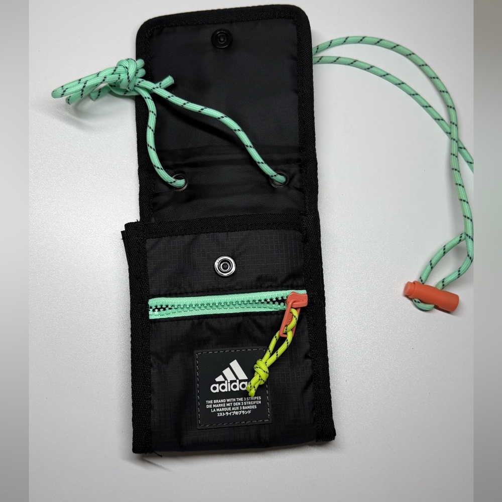 Adidas Small Pouch - Picture 6 of 6